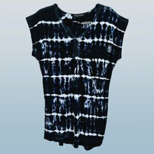 Greater Good Blue and White Tie Dye with Crochet Embellishments Top - 1X